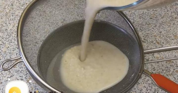 Jeli oatmeal gulung: resep langkah demi langkah dari Izotov dan Momotov